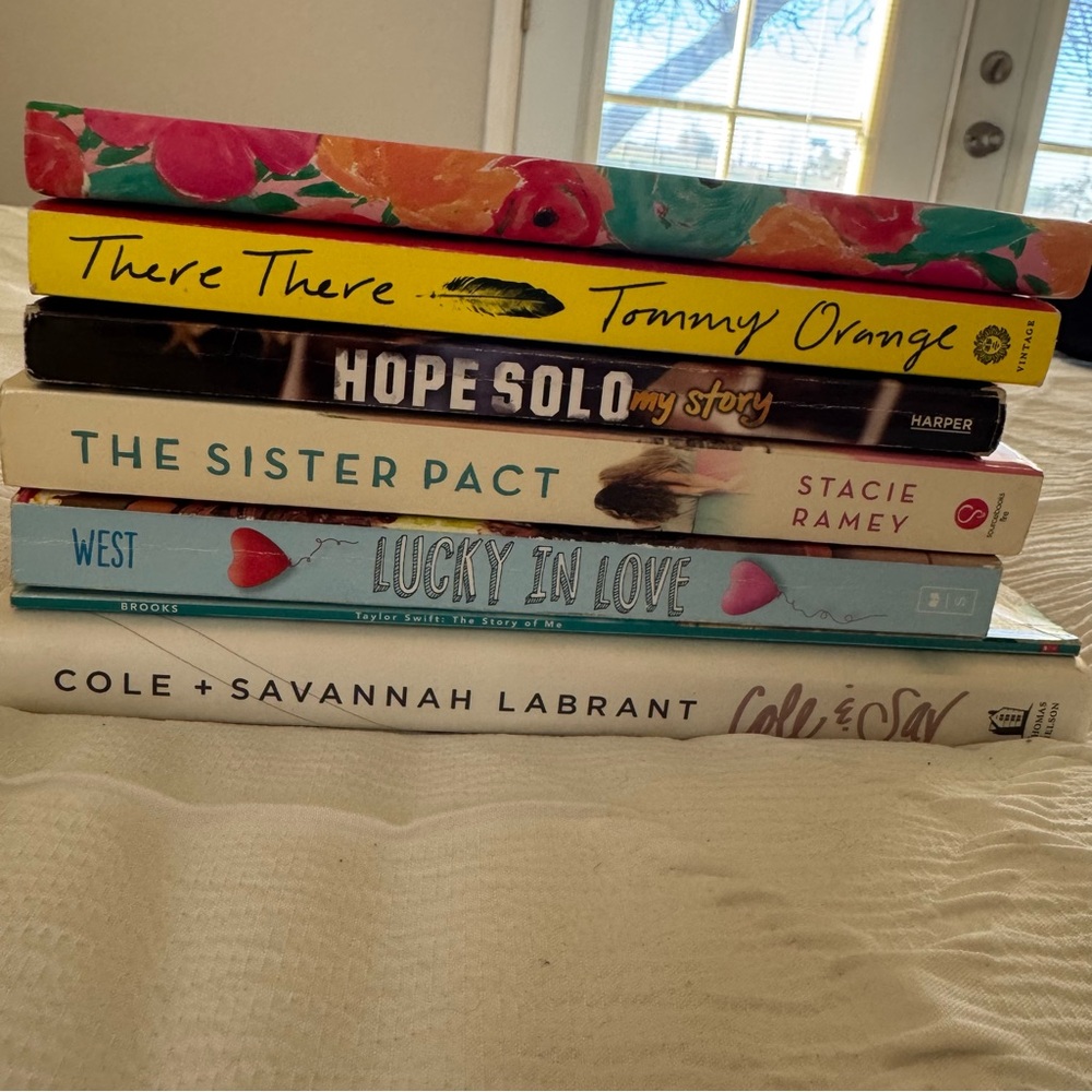 Random Book Pack - Picture 2 of 2